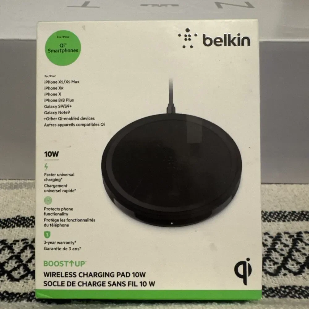 Belkin BOOST UP 10W Wireless Charging Pad For Qi Black NEW